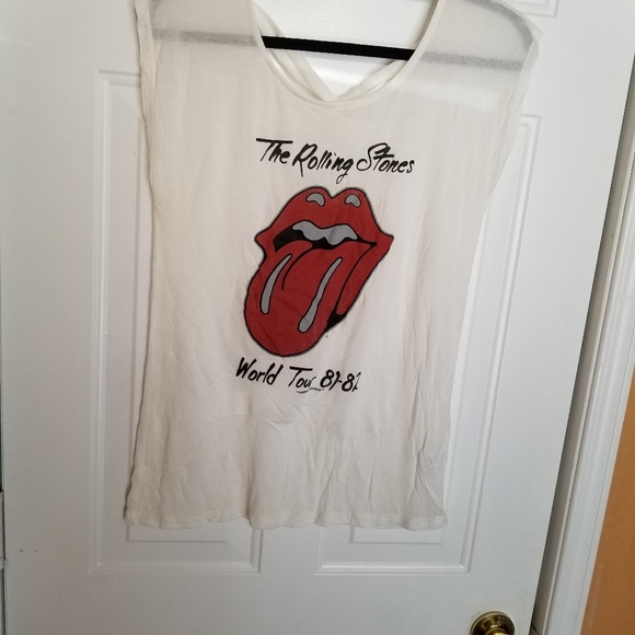 Ardene Sleeveless T shirt with criss cross back - Picture 4 of 10